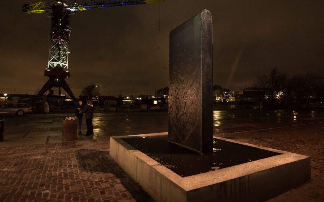 Kunst met water: Monolith (+ video!)