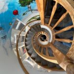 Wenteltrap woonark Het Waterhuis in Deventer Havenkwartier