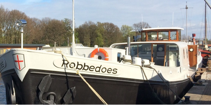 Woonboot van het jaar 2016 Woonschip Robbedoes in Amersfoort