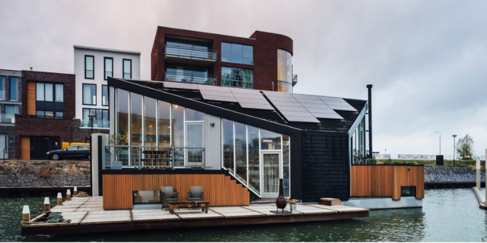 Woonboot van het jaar 2018 Woonark De kleine ark in Dordrecht