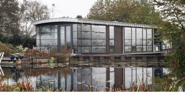 Woonboot van het jaar 2014 Woonark Wilnis 