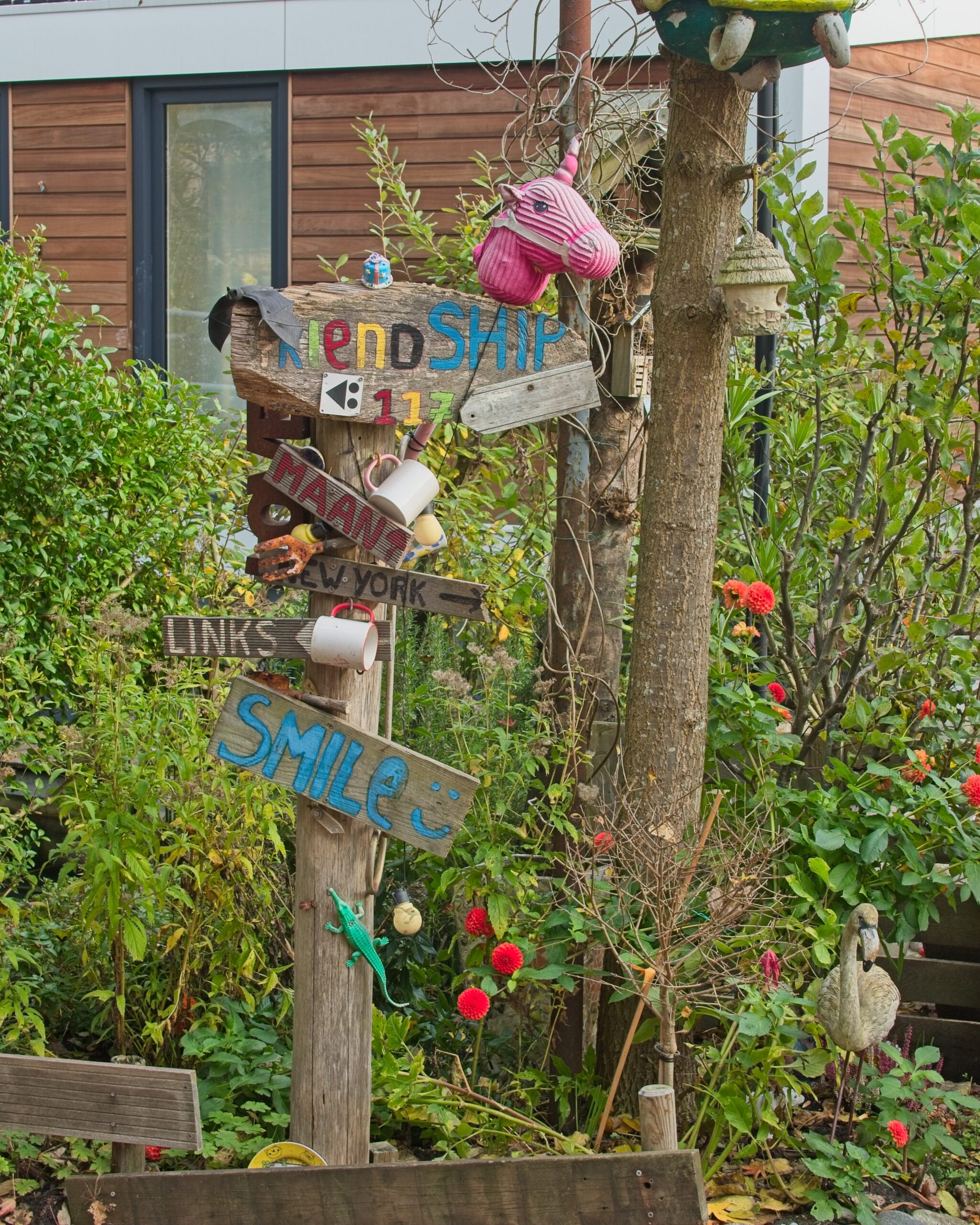 Tuin woonark Friendship IJsbaanpad Amsterdam