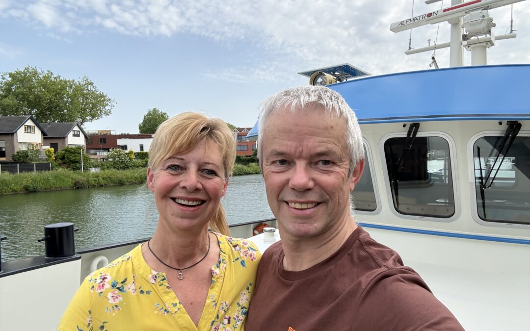Het roer om met sleepboot Robbedoes