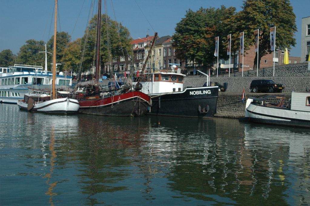 Sleepboot en ijsbreker de Nobiling