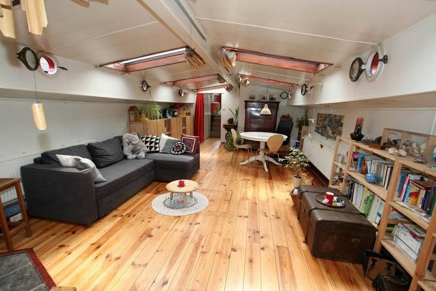 Interieur Tjalk de Jonge Aaltje van 23 meter