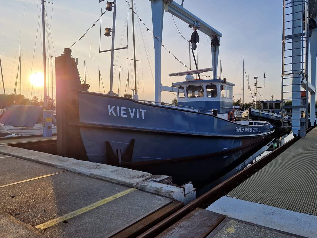 Sleepboot Kieviet van Bakker Maritiem Service Sleepboot Kieviet van Bakker Maritiem Service